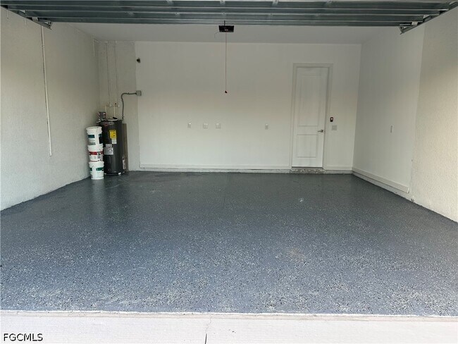 Photo - 2801 SW Embers Terrace