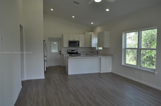 Photo - 4123 Mandarin Rd