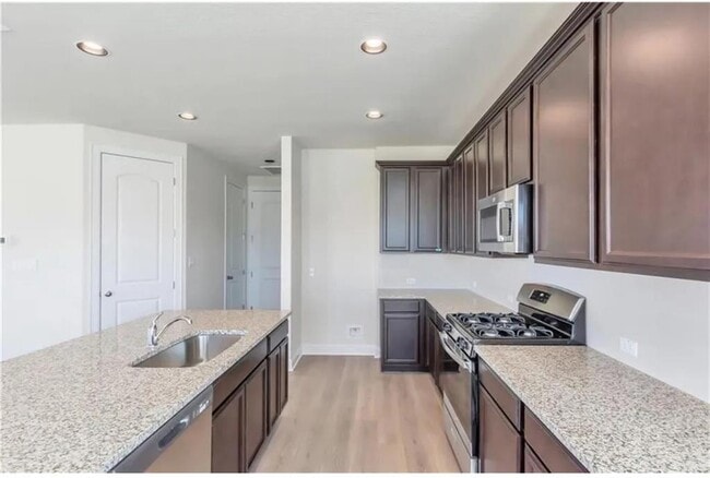 Photo - 805 Vaughn St