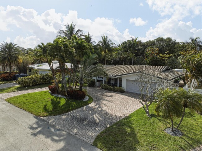 Photo - 3036 NE 19th St