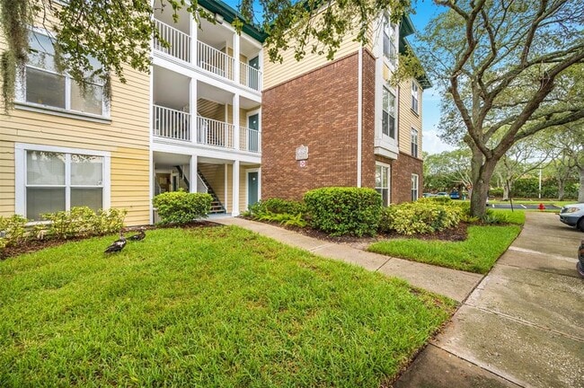 Building Photo - 4115 Chatham Oak Ct Unit 209