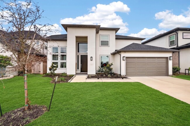 Photo - 21711 Emerton Cres Wy