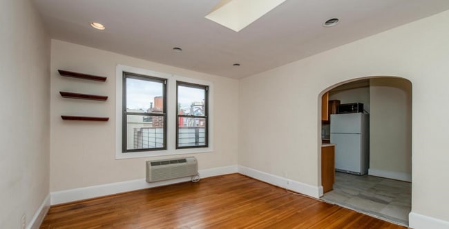 Photo - Dashing Dupont Circle 1 Bedroom Apt with skylights and building roof deck. Unit 404