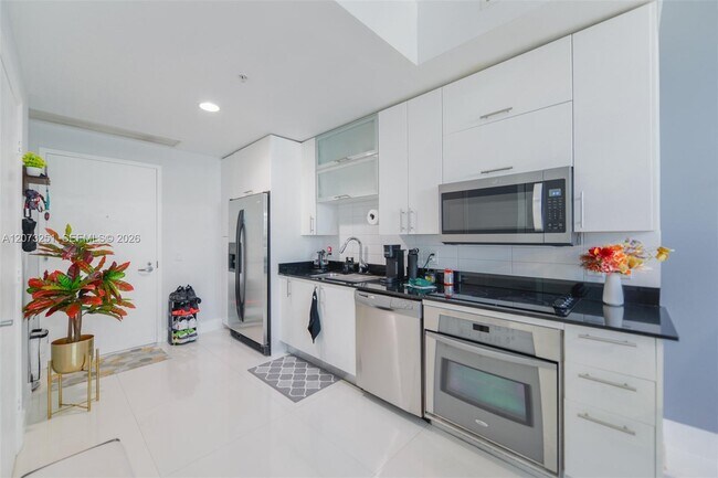 Photo - 60 SW 13th St Unit 2404
