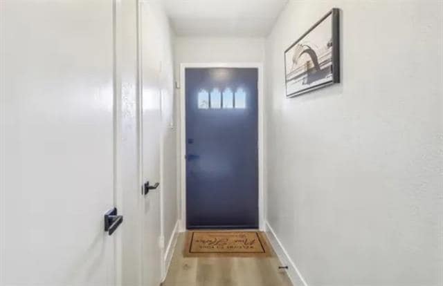 Photo - 3301 Winderemere Dr