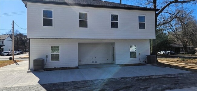 Photo - 1378 W Mt Comfort Rd