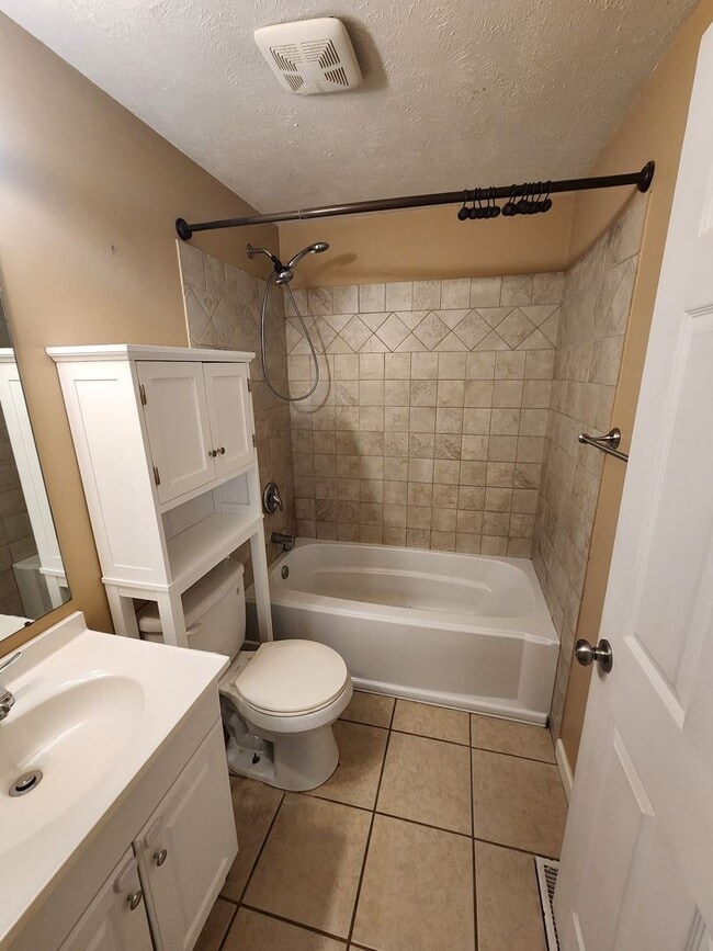 Photo - Clean, 3 Bedroom Home Available Today!