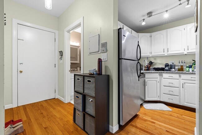 Photo - 31 E Concord St Unit 10