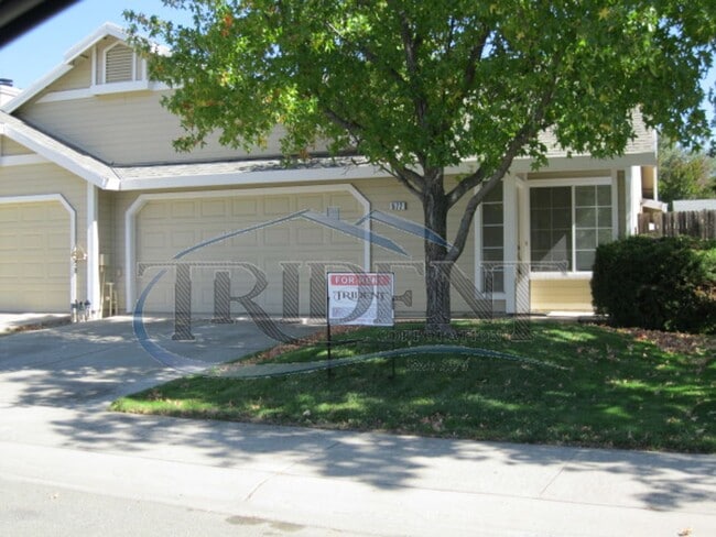 Photo - 970-972 Crisp Dr Unit 972