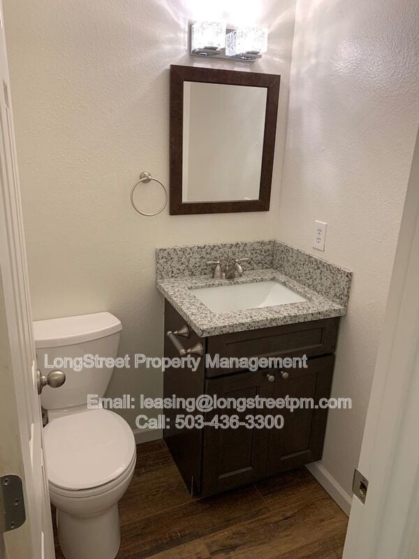 Photo - 3161 N Shore Dr SE