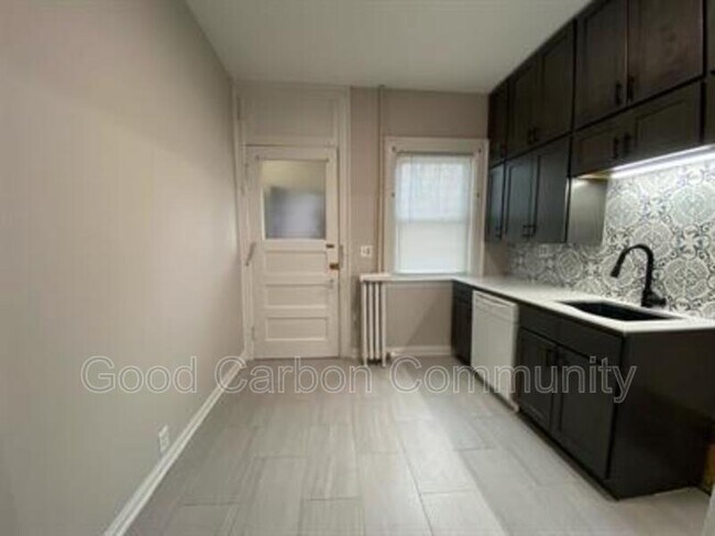 Photo - 77 Richmond Ave Unidad 4