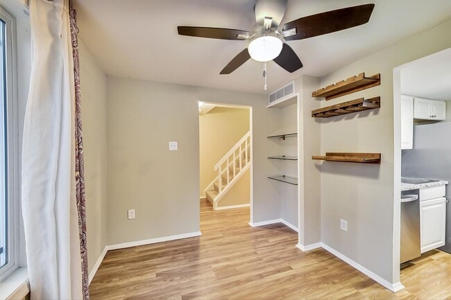 Photo - COMING SOON - Updated 3+2.5 End Unit w/ 2 PARKING SPACES