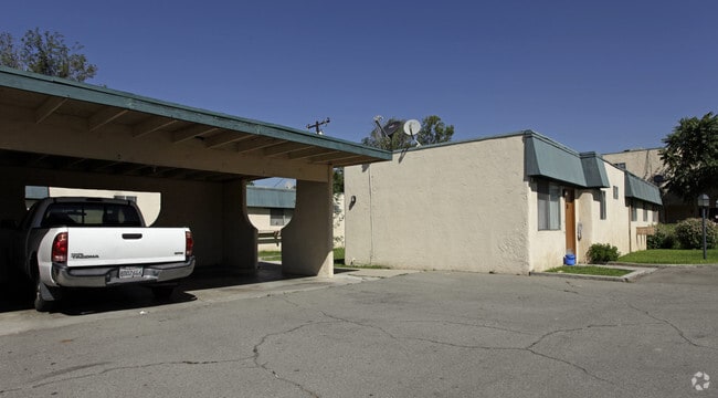 Photo - Warren St Family Village