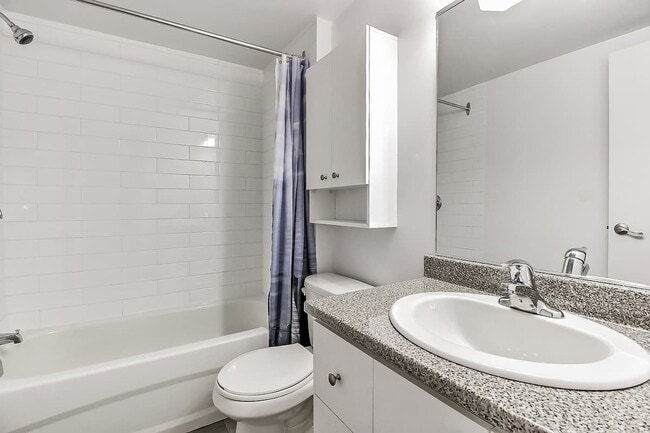 Photo - Père-Marquette Apartments