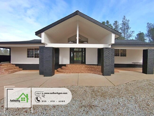 Photo - 27562 Cam Real