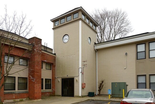 Photo - ReNew Taunton on Chandler