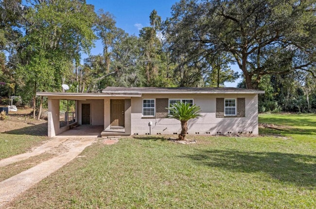 Photo - 2419 Dozier Dr House