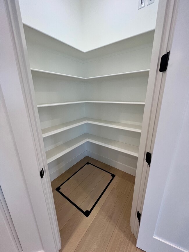 Photo - 317 Talons Dr