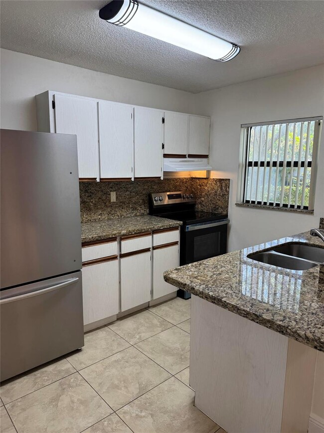 Photo - 11400 NW 45th St Casa