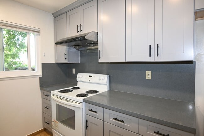 Photo - 1355 Sage Hen Way