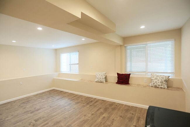 Photo - 1419 30th Ave Unit #B