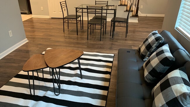 Room in House on Pineland Cir