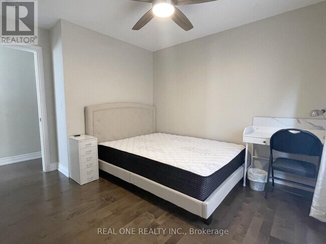 Photo - 3900 Lodi Rd