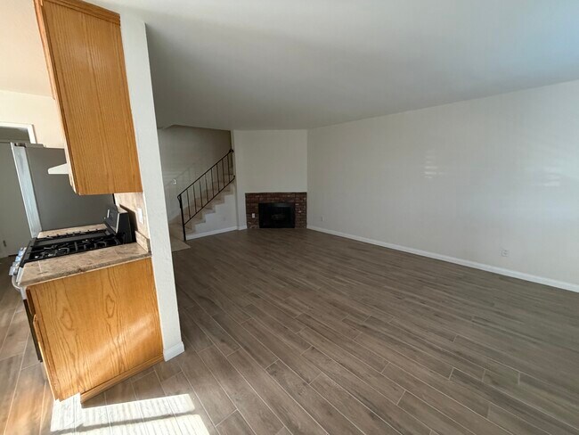 Photo - 14265 Terra Bella St