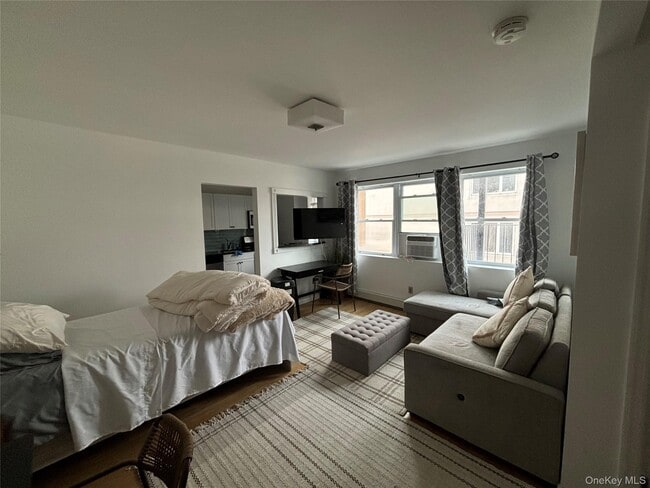 Photo - 251-255 W Broadway Unit 203