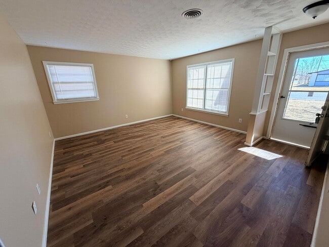 Photo - 5102 39th St