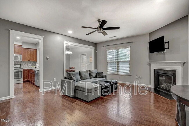 Photo - 239 Lynchwick Ln
