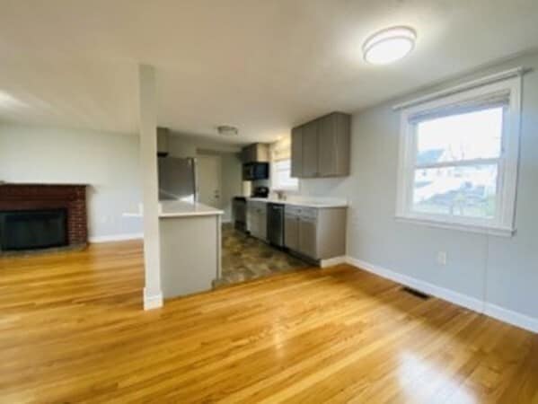 11 Selwyn Rd
