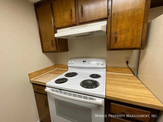 500 4th Ave Unit 09