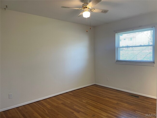 Photo - 2313 Esquline Dr