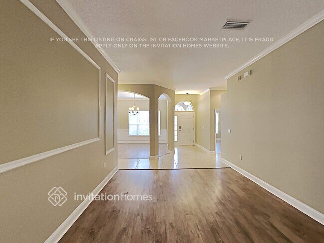 Photo - 2929 Oakgrove Ave