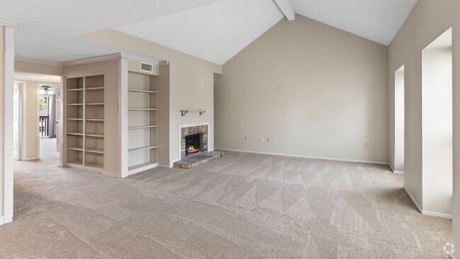 Building Photo - 2 Bedroom Upstairs Condo - Community Pool