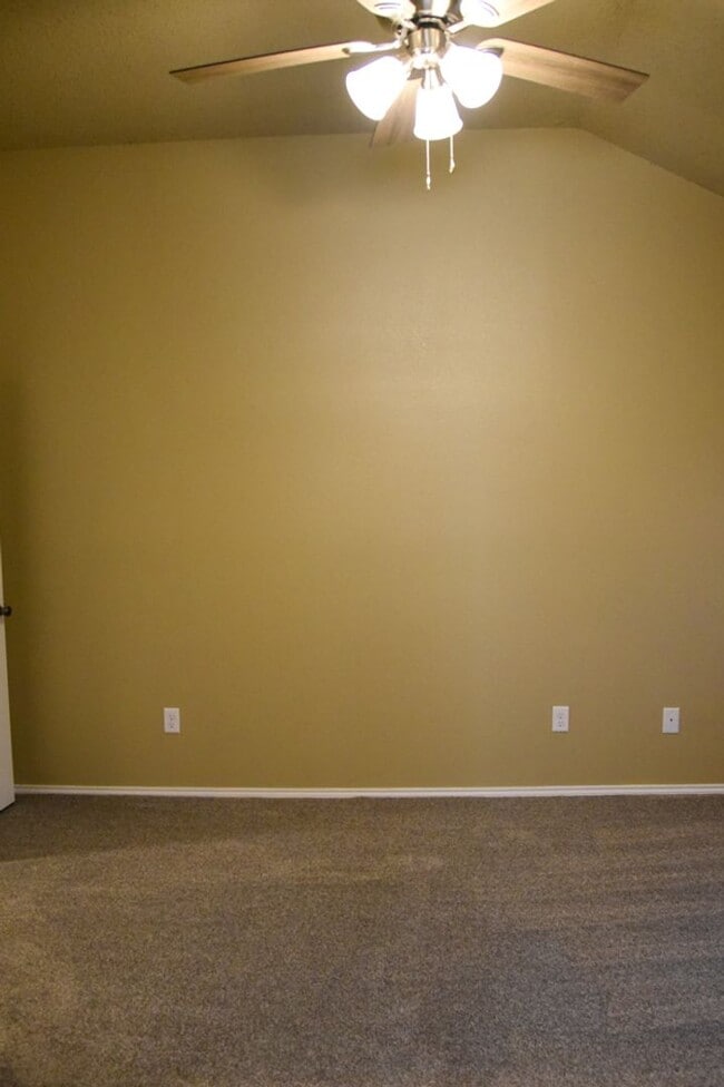 Photo - Great 3 Bedroom 2 Bath Roanoke