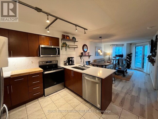 Photo - 410 Queens Quay W Unit 812