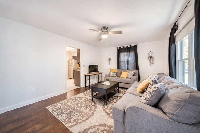 Photo - 228 Lois St Unit SI ID1594725P