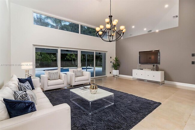 Photo - 1222 Manor Ct