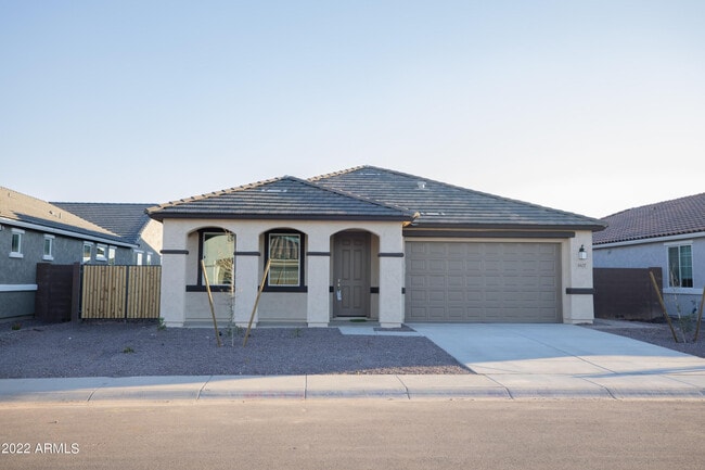 Building Photo - 8437 W Medlock Dr