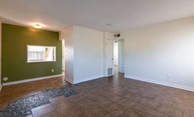 Photo - 3434 Smith Ave SE