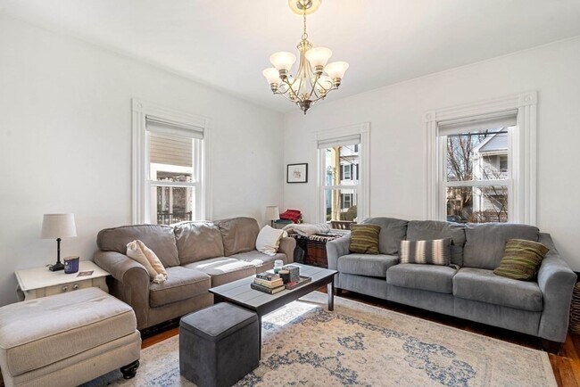 Photo - 30 Gorham St