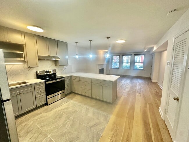 Photo - Captivating Capitol Hill Barracks Row Renovated 2 Bedroom Apt w/ Parking & Patio Unit 1