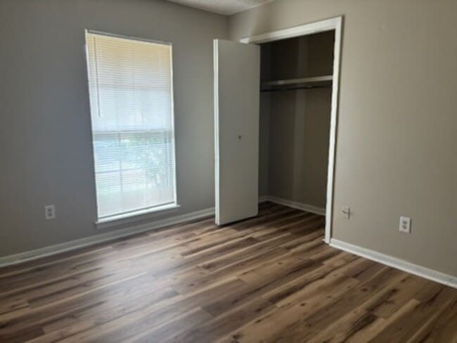 Photo - 4528 Sandlewood Dr