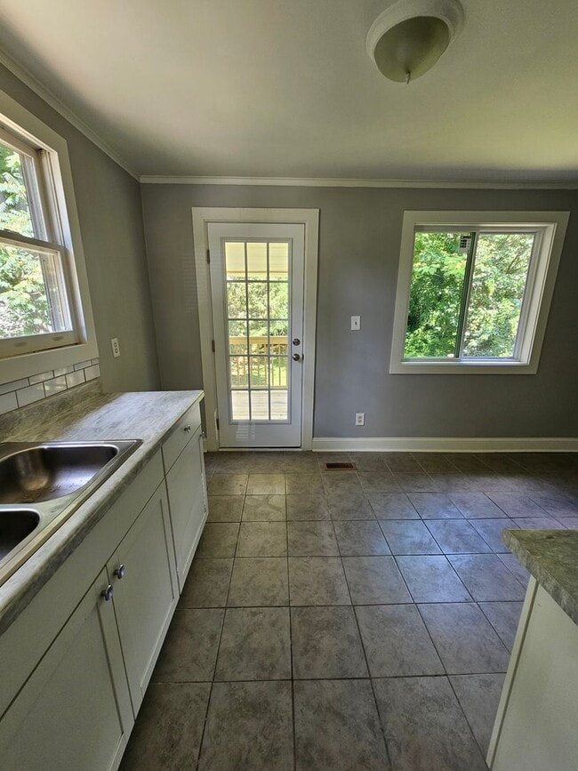 Photo - Must see! 2 BR in High Point