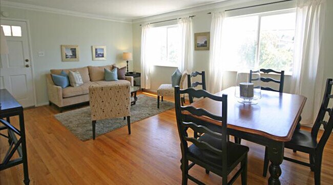 Photo - 2210 Curtis St Unit B