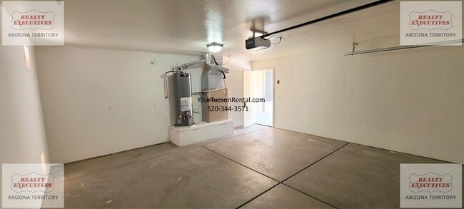 Photo - Valencia Rd & Headley Rd 3/2 - Coming Soon - All tile floors and updated kitchen