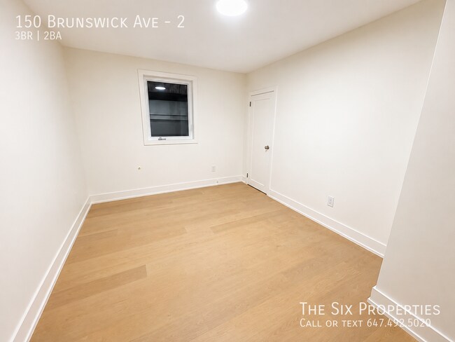 BRAND NEW LUXURY 3 BED 2 BATH NEAR U OF T