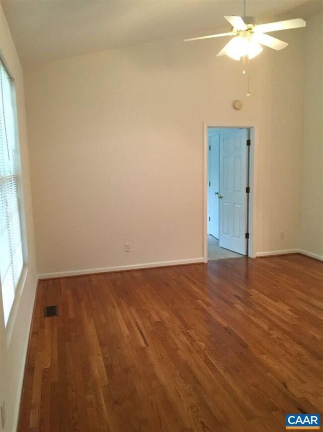 Photo - 252 Snapdragon Rd